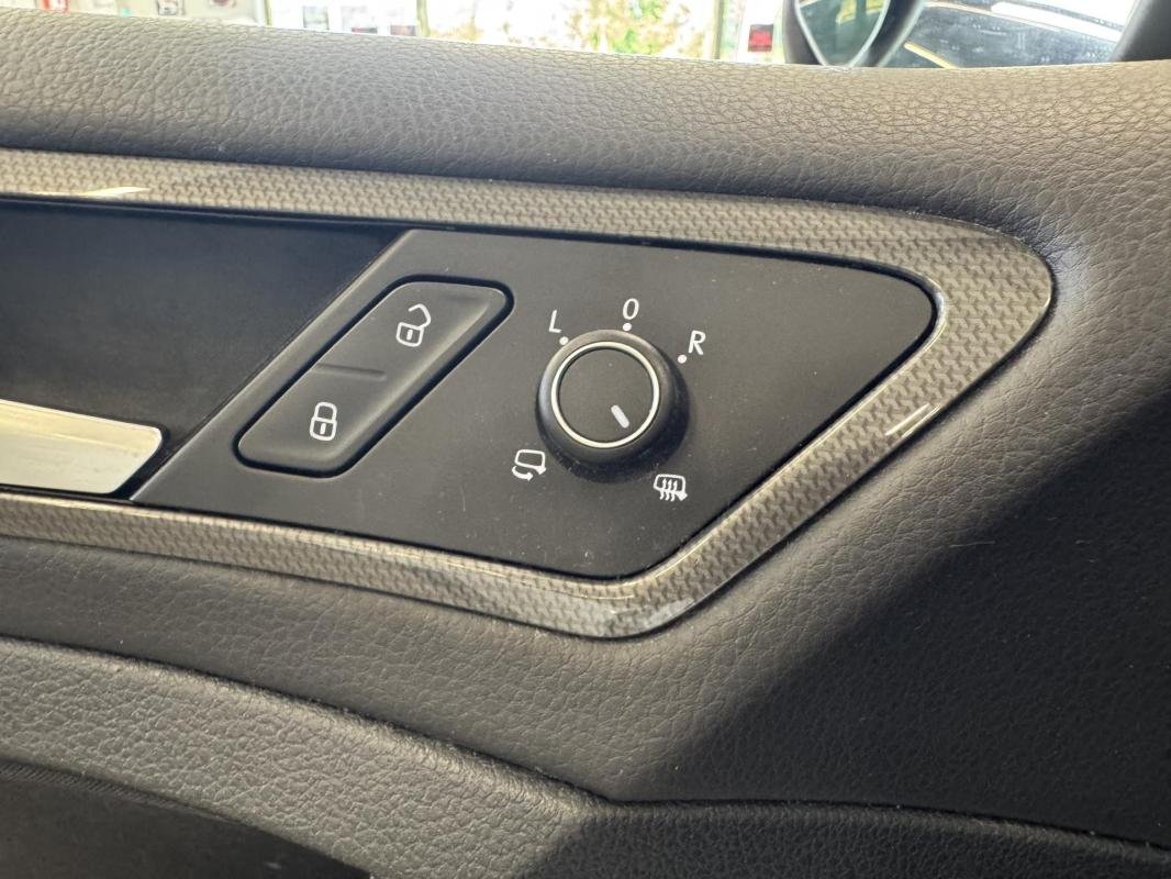 Volkswagen Golf - Photo 18