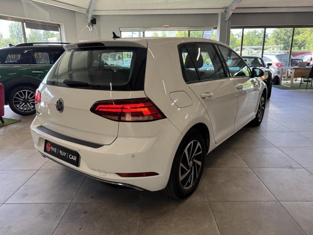Volkswagen Golf - Photo 3