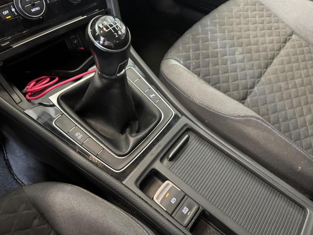 Volkswagen Golf - Photo 31