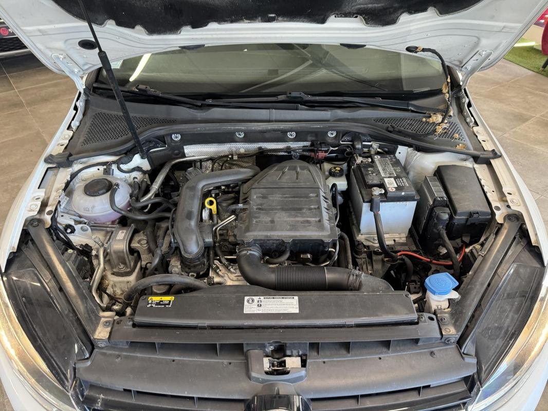 Volkswagen Golf - Photo 34