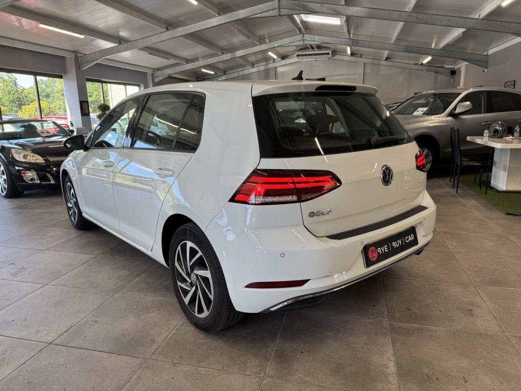 Volkswagen Golf - Photo 4