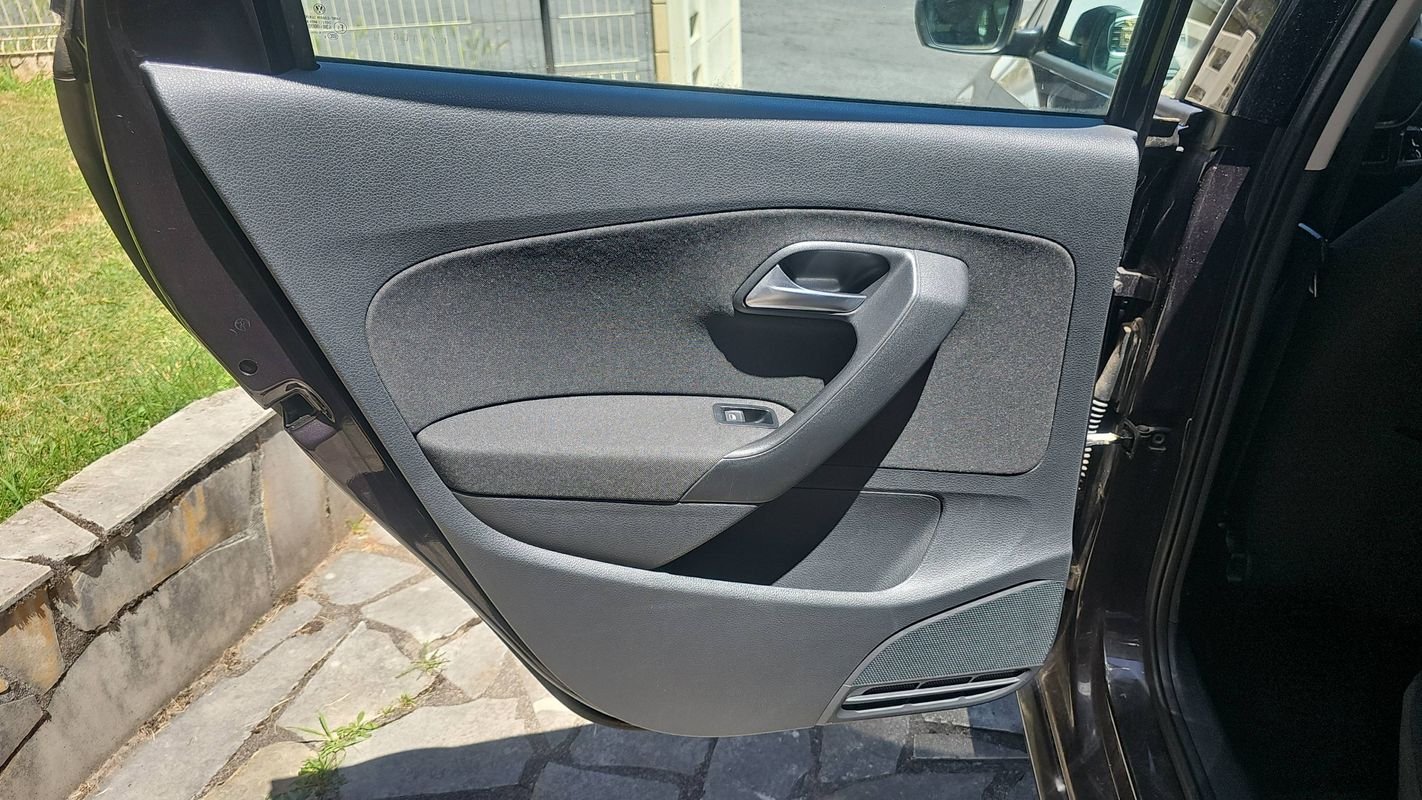 Volkswagen Polo - Photo 28