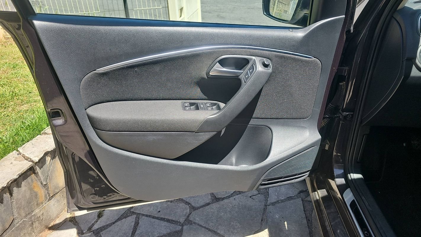 Volkswagen Polo - Photo 7