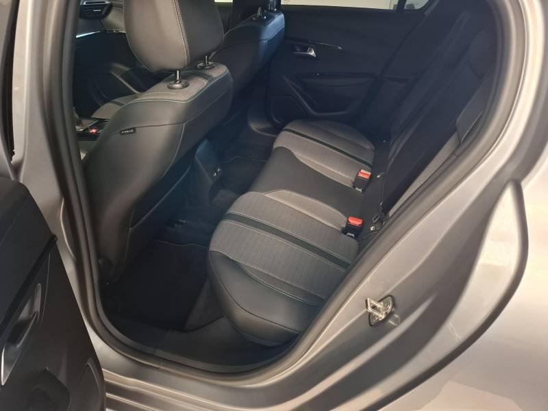 Peugeot 208 - Photo 12