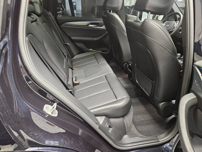 BMW X3 - Photo 25