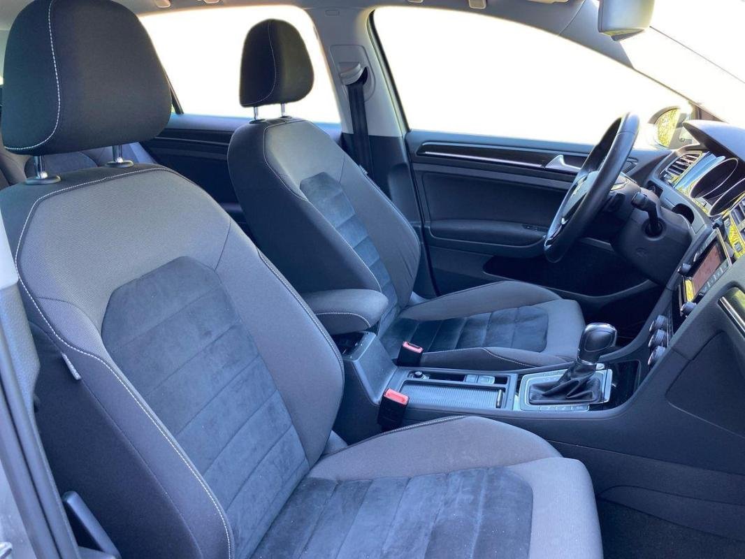 Volkswagen Golf - Photo 12