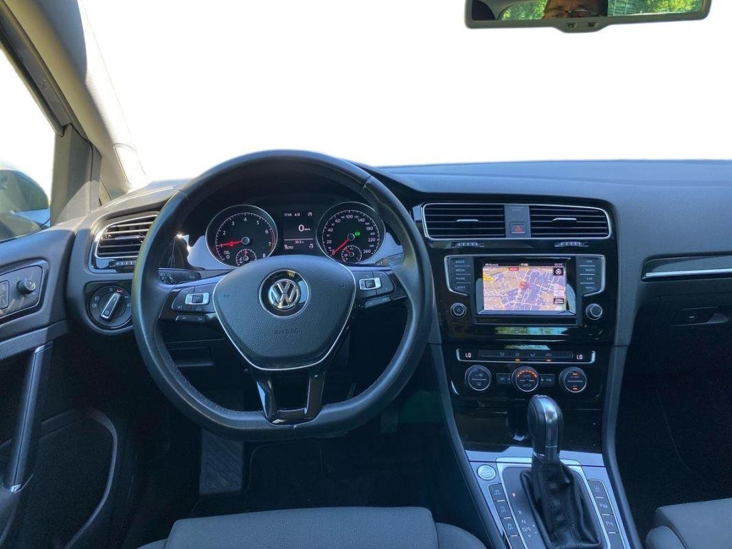 Volkswagen Golf - Photo 20
