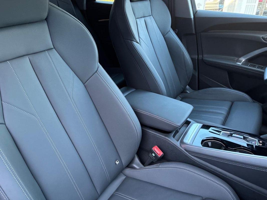 Audi Q5 - Photo 12