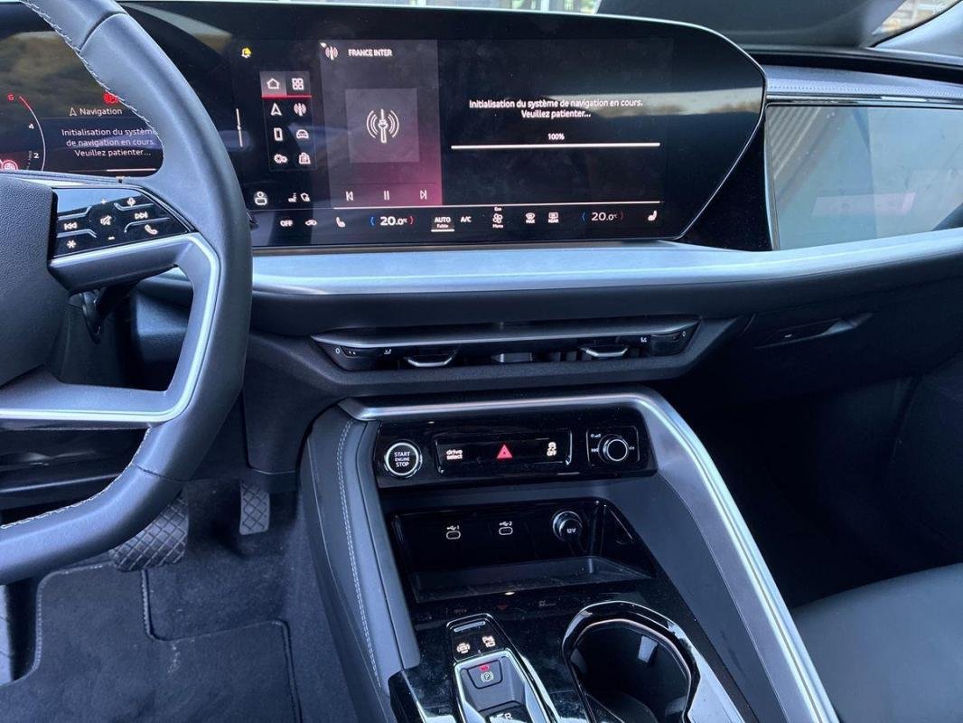 Audi Q5 - Photo 10