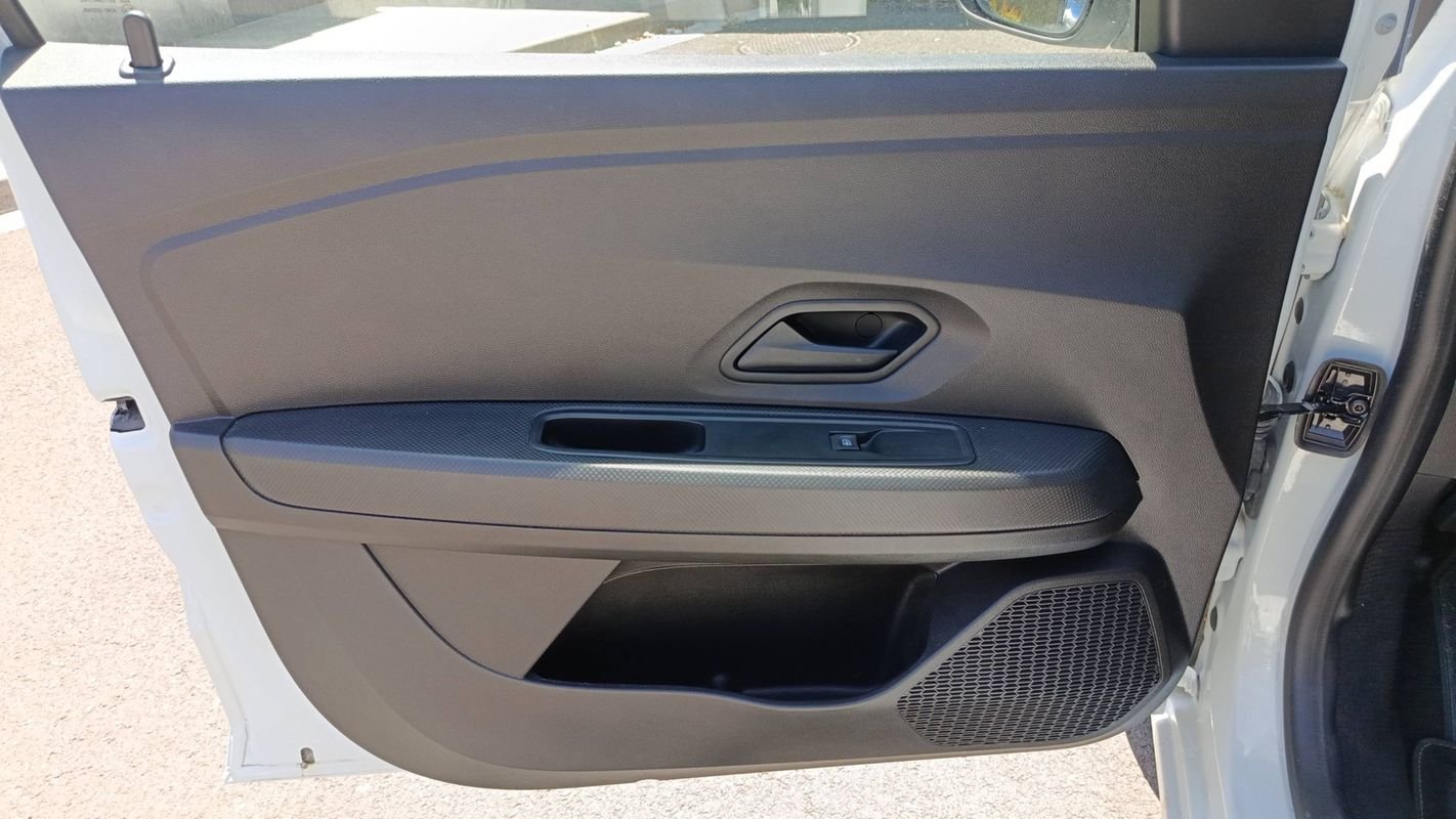 Dacia Sandero - Photo 7