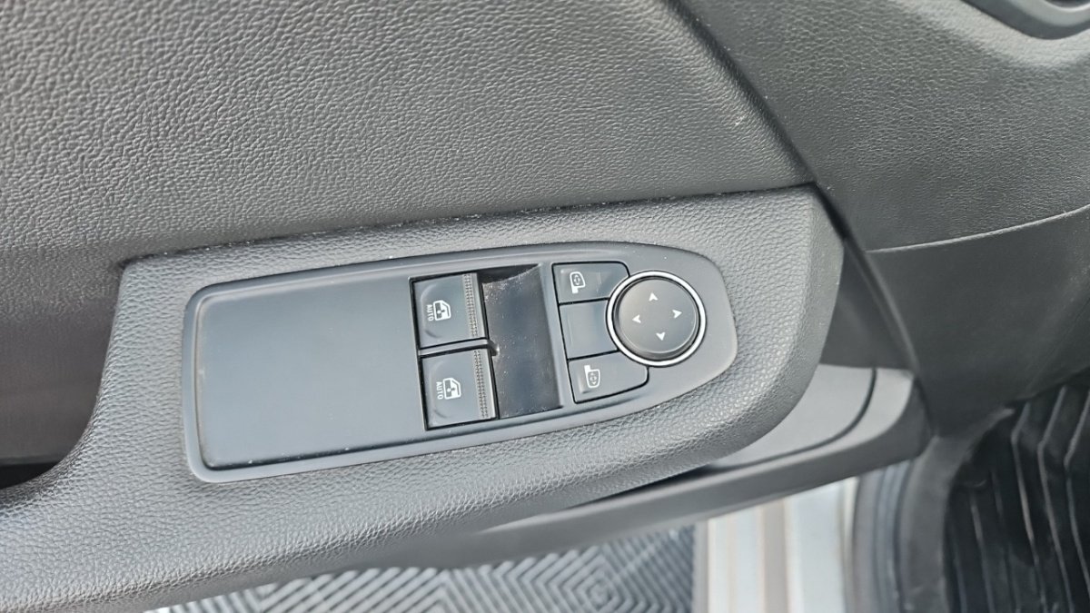Renault Clio - Photo 17