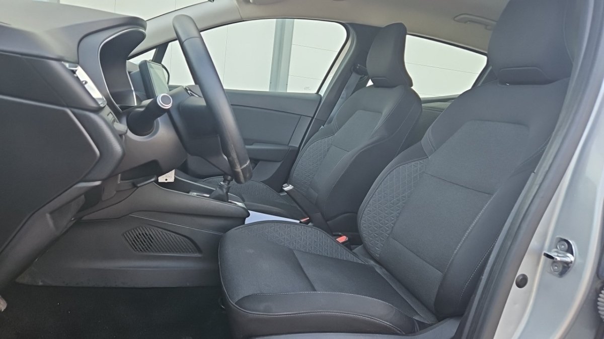 Renault Clio - Photo 18