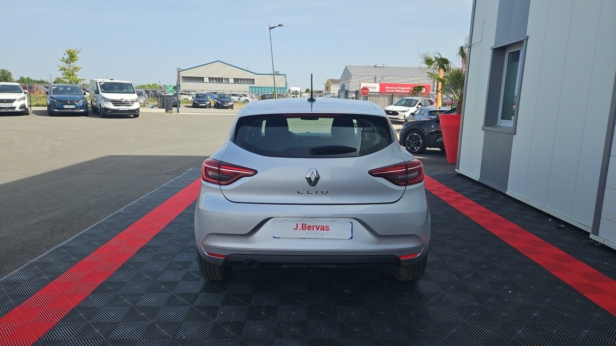 Renault Clio - Photo 4