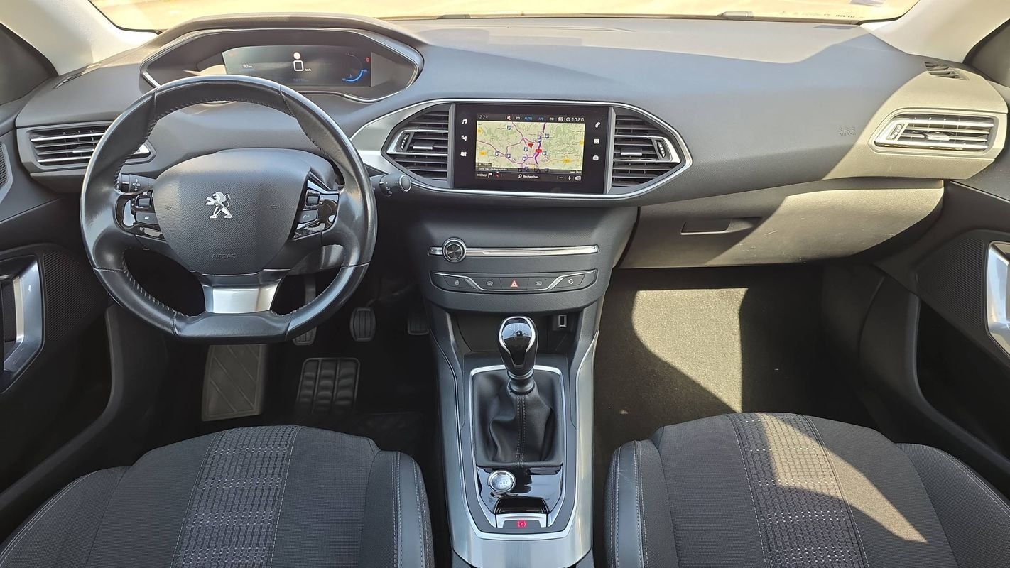 Peugeot 308 - Photo 11