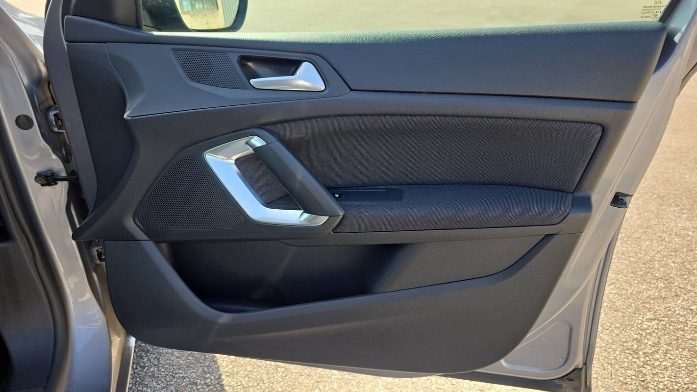 Peugeot 308 - Photo 22