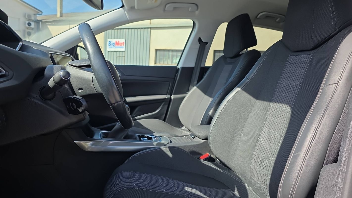 Peugeot 308 - Photo 28