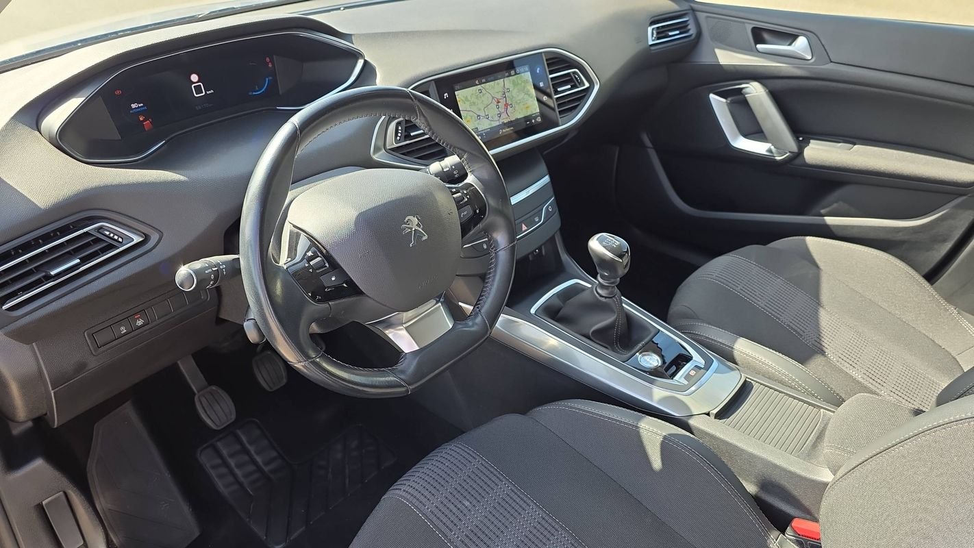 Peugeot 308 - Photo 8
