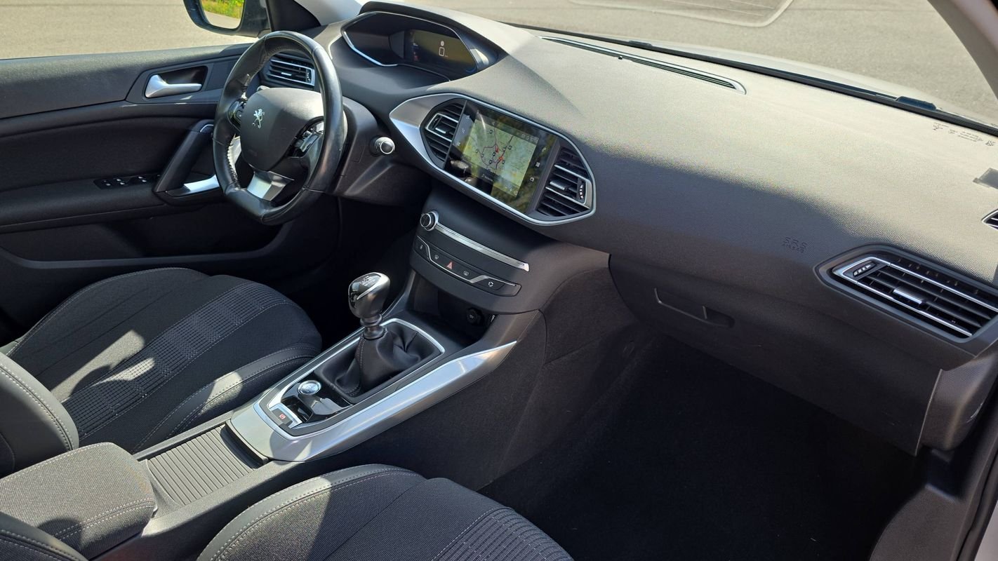 Peugeot 308 - Photo 10