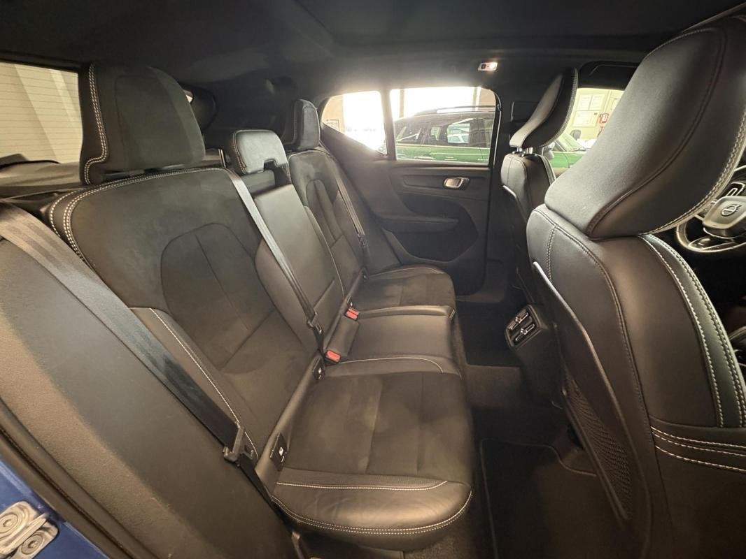 Volvo XC40 - Photo 14