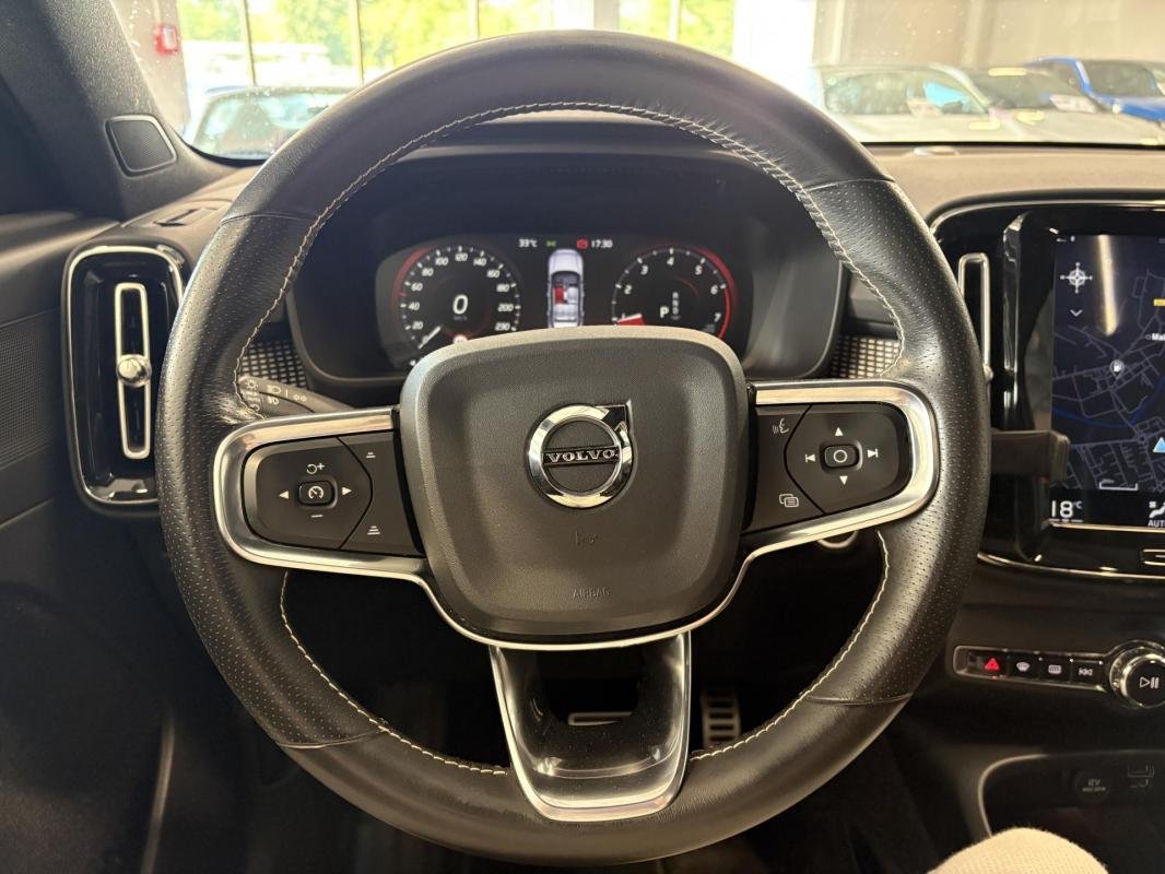 Volvo XC40 - Photo 18