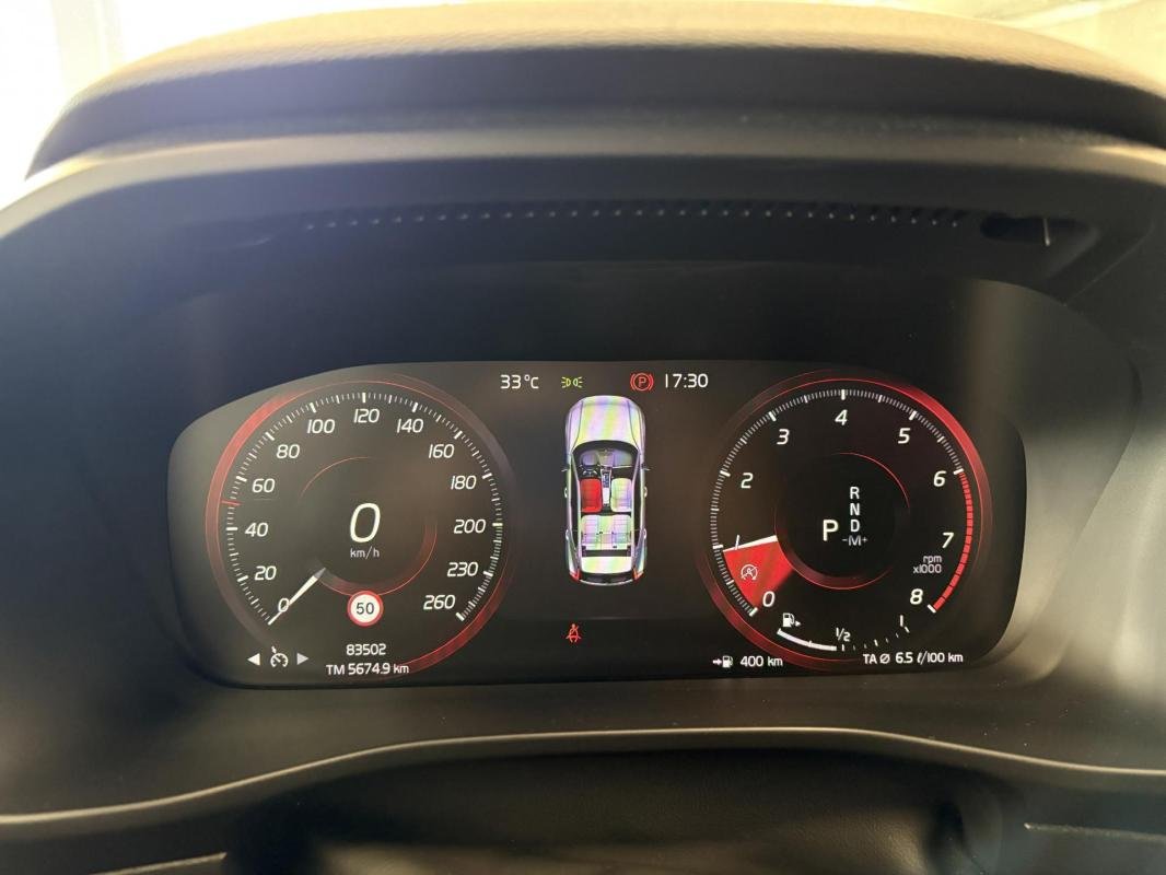 Volvo XC40 - Photo 19