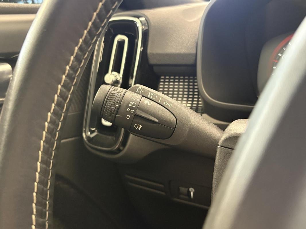 Volvo XC40 - Photo 20