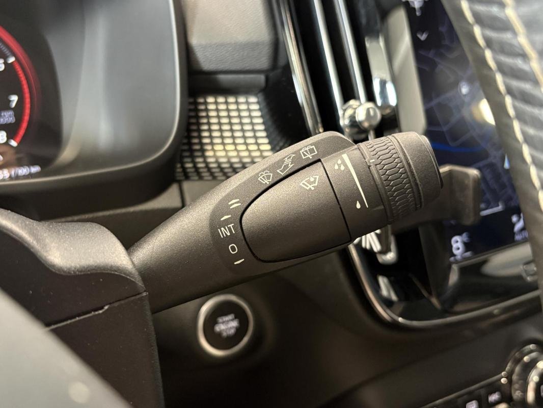 Volvo XC40 - Photo 21