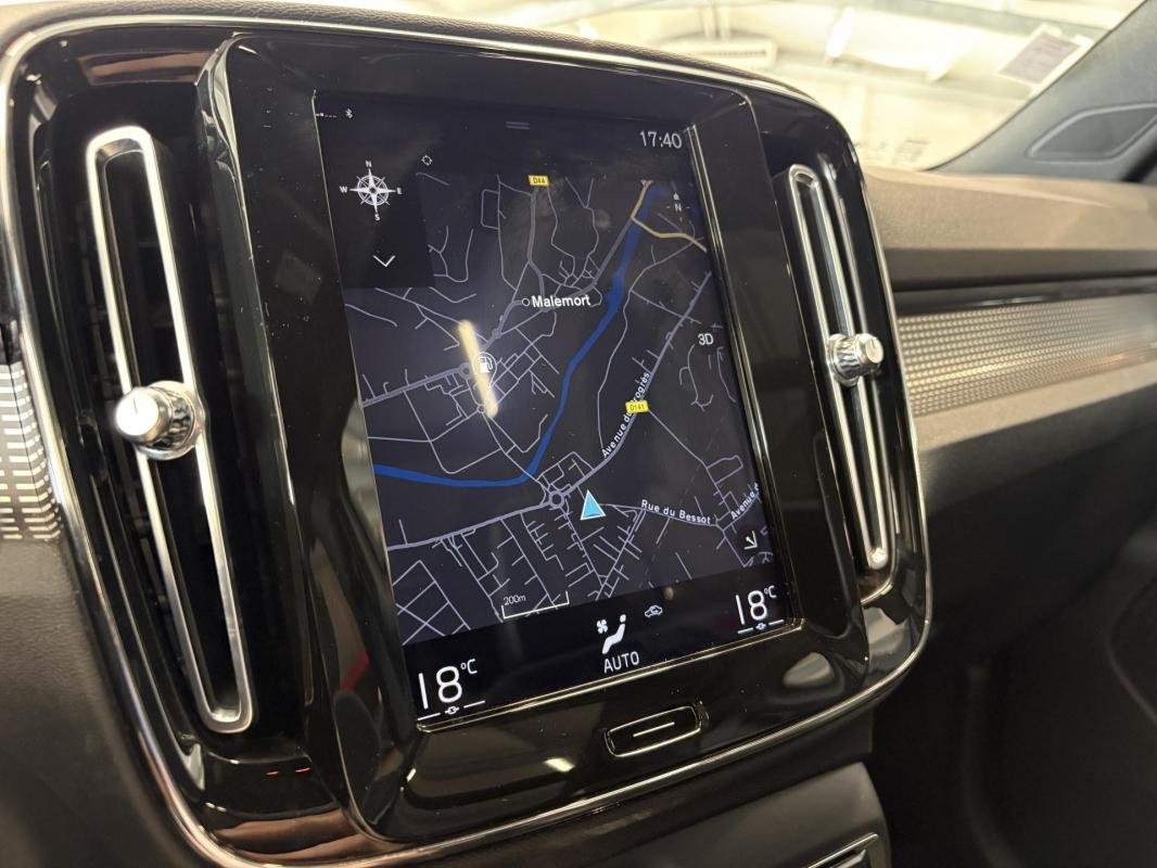 Volvo XC40 - Photo 22