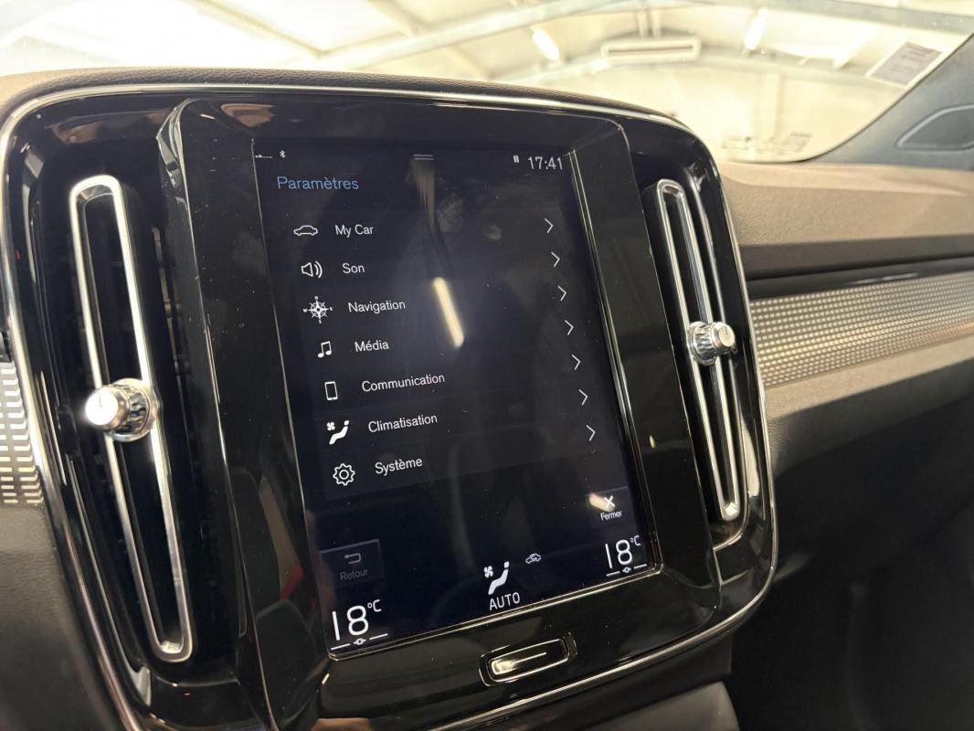 Volvo XC40 - Photo 24