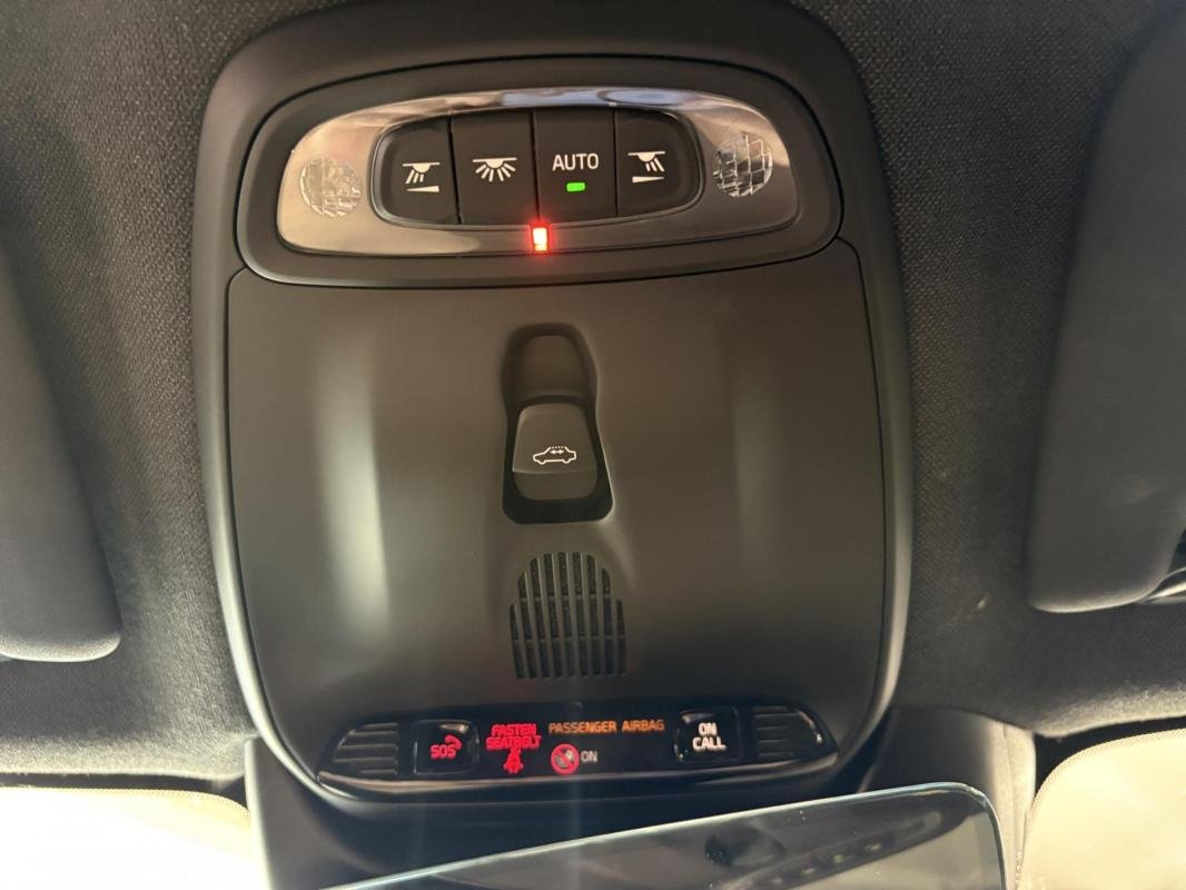 Volvo XC40 - Photo 31