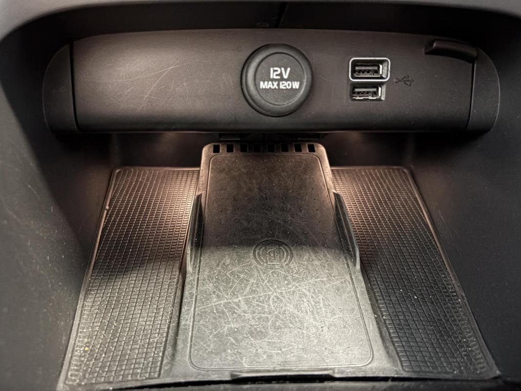Volvo XC40 - Photo 34