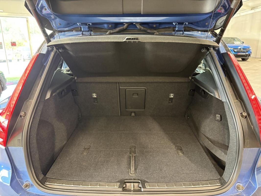 Volvo XC40 - Photo 37