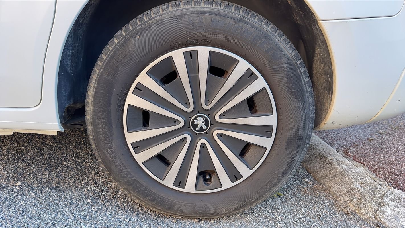 Peugeot Partner - Photo 19