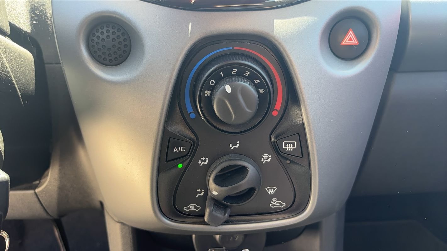 Toyota Aygo - Photo 27