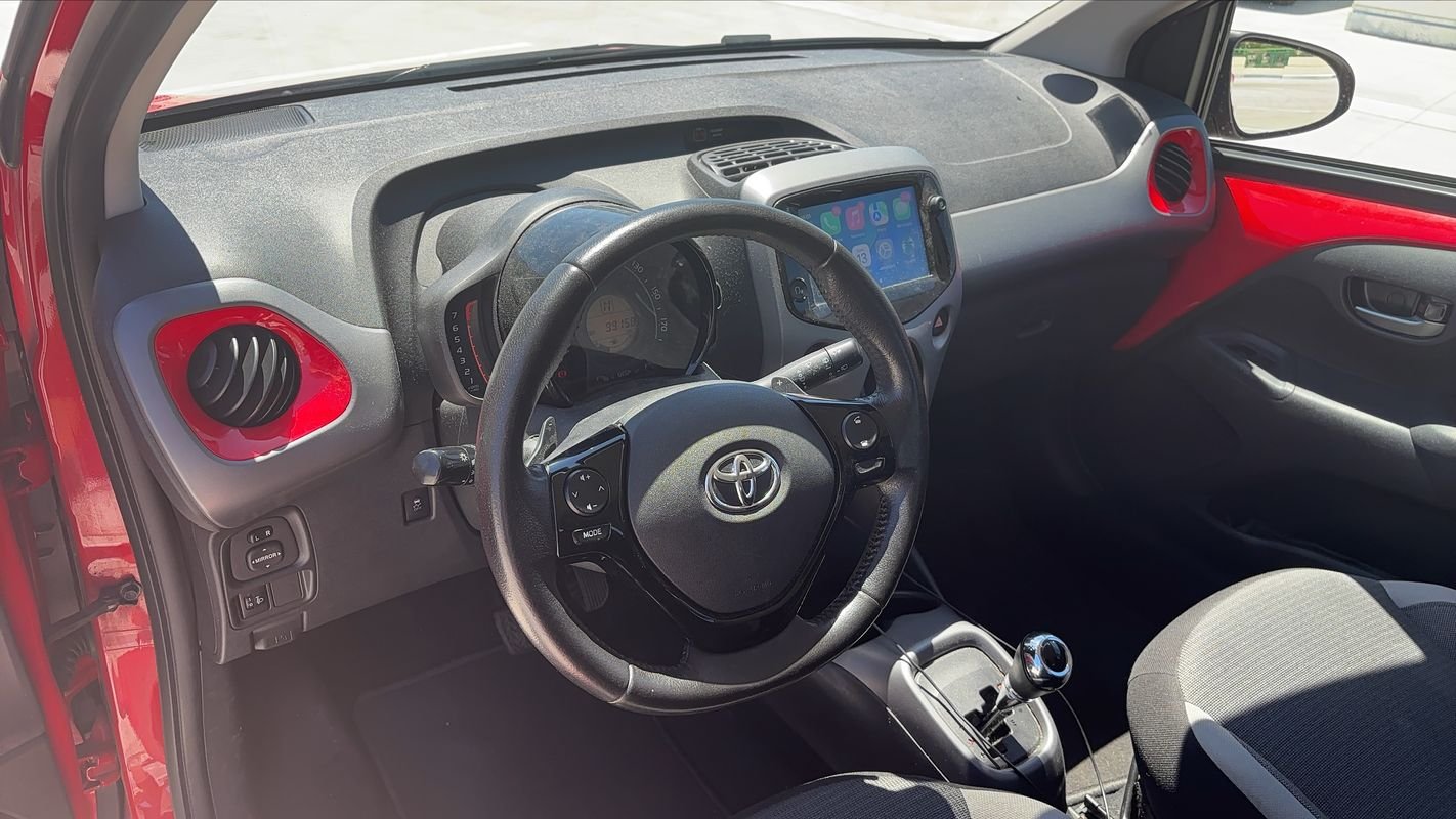Toyota Aygo - Photo 8