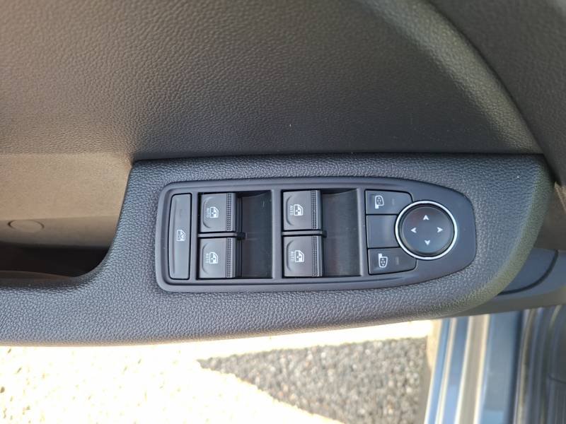 Renault Clio - Photo 18