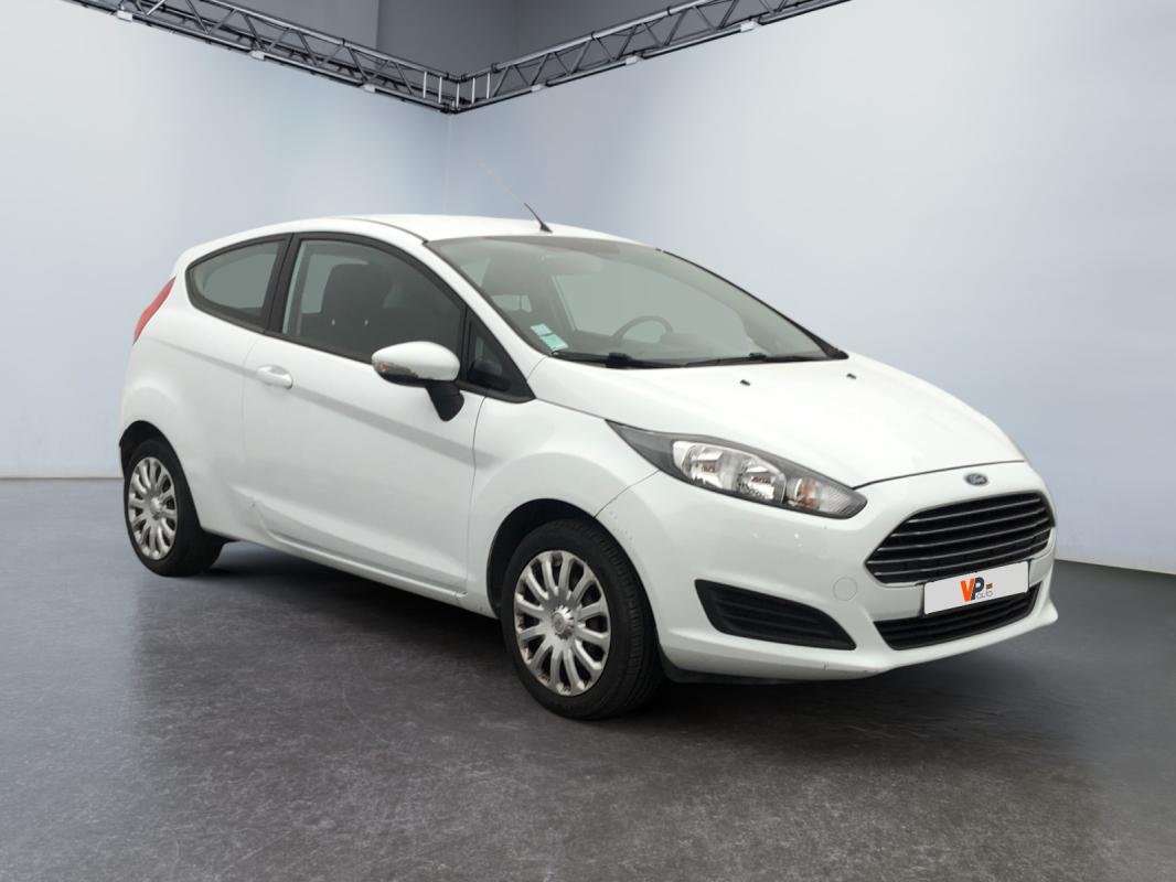 Ford Fiesta - Photo 7