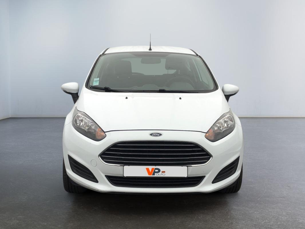 Ford Fiesta - Photo 8