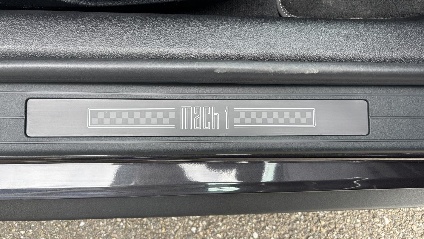 Ford Mustang - Photo 13