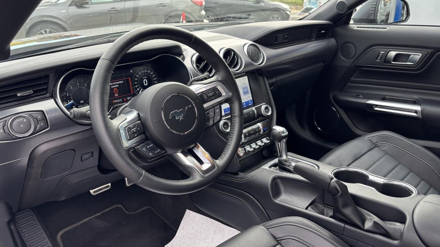 Ford Mustang - Photo 14