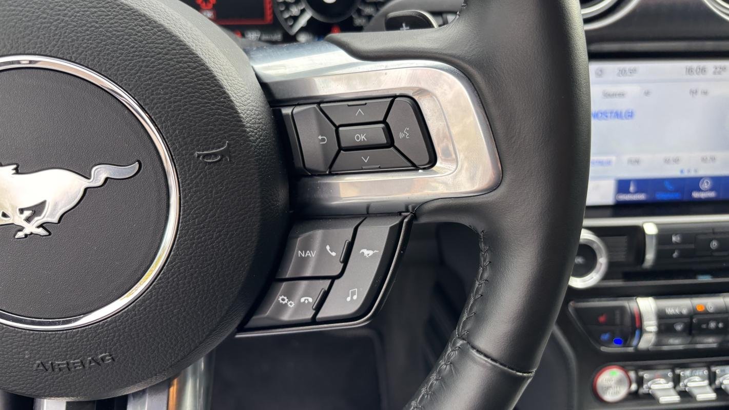 Ford Mustang - Photo 17