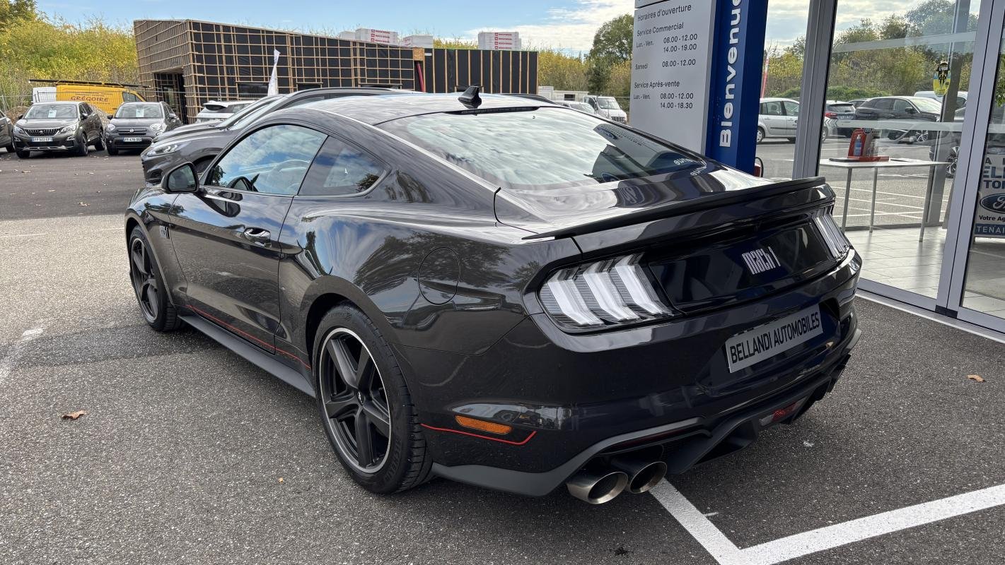 Ford Mustang - Photo 6