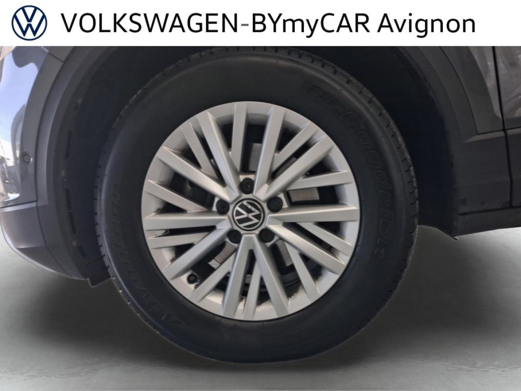 Volkswagen T-Roc - Photo 17
