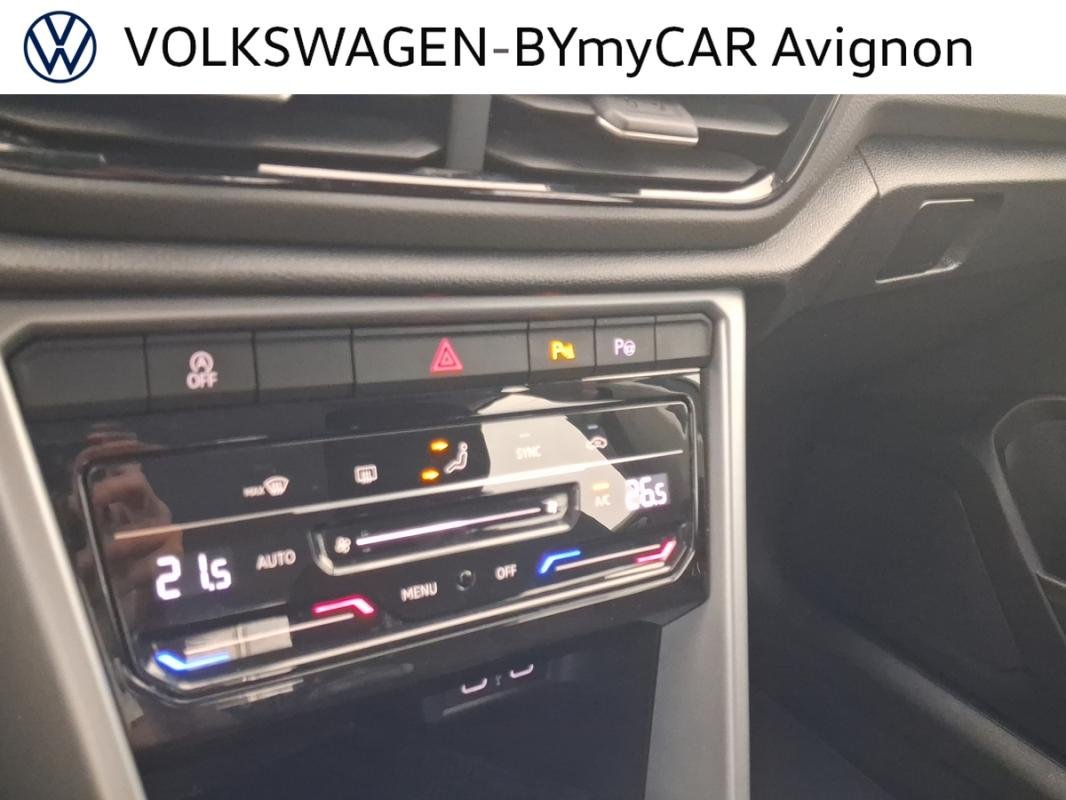 Volkswagen T-Roc - Photo 29