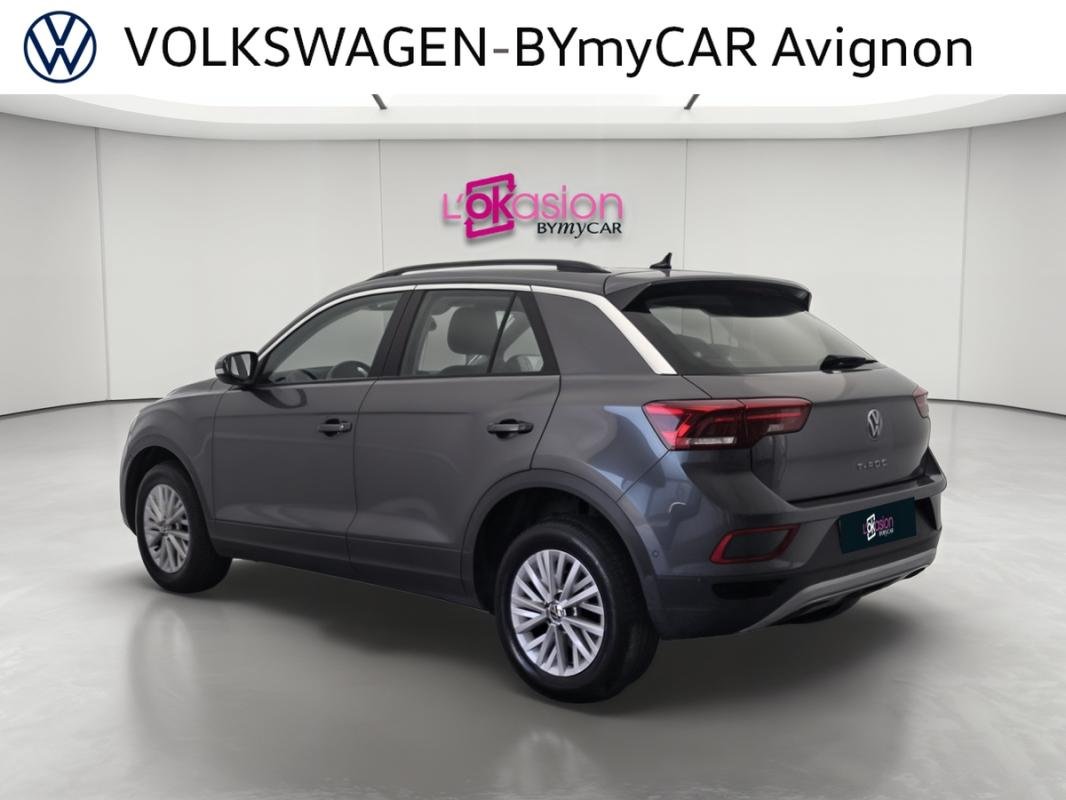 Volkswagen T-Roc - Photo 3