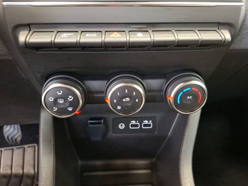 Renault Clio - Photo 25