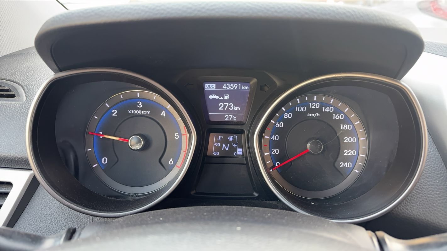Hyundai i30 - Photo 12