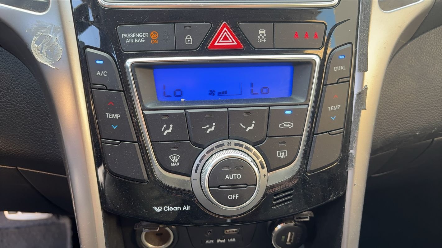 Hyundai i30 - Photo 13