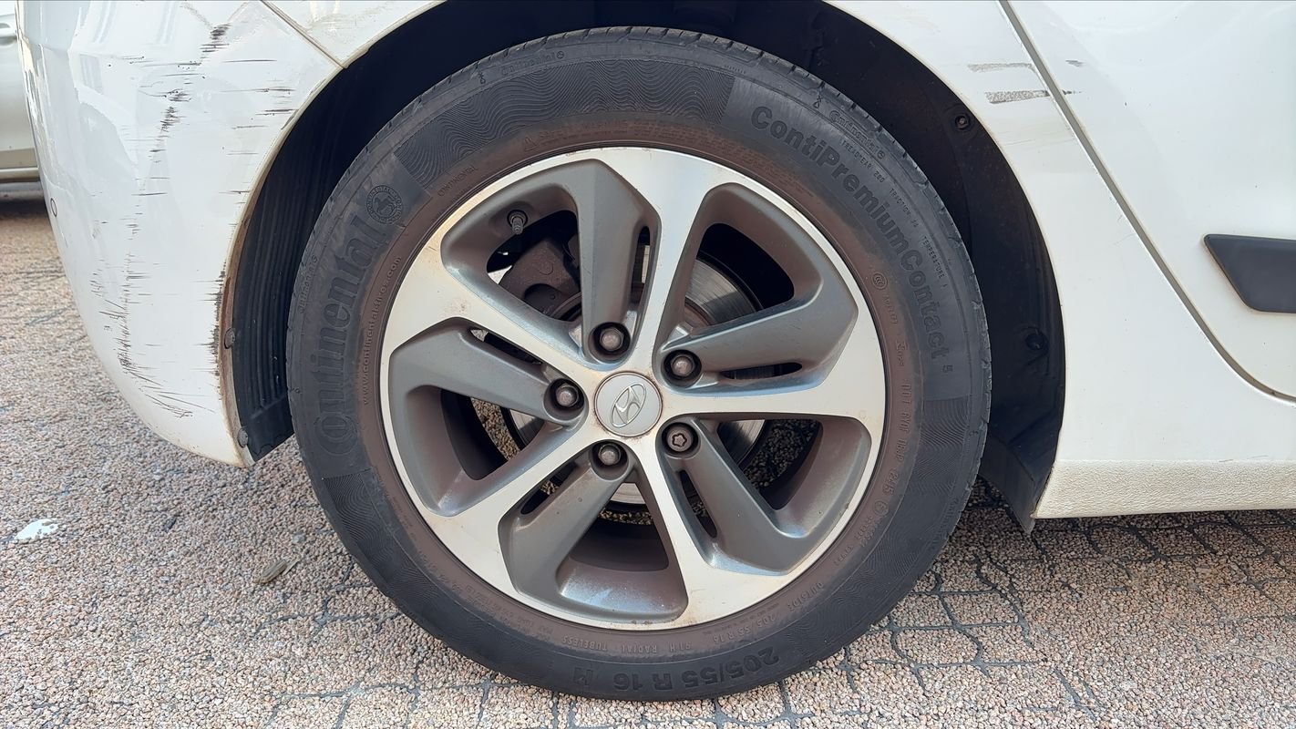 Hyundai i30 - Photo 16