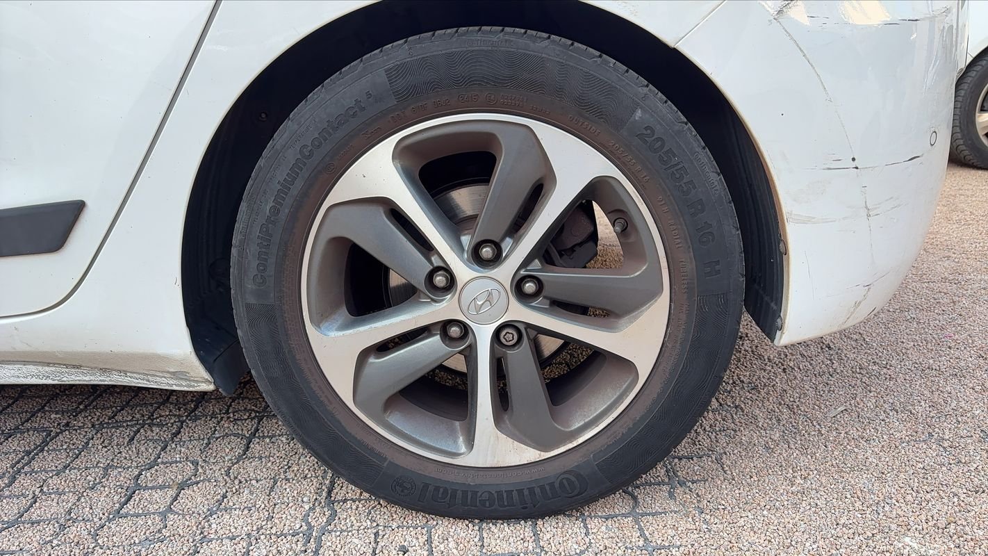 Hyundai i30 - Photo 19